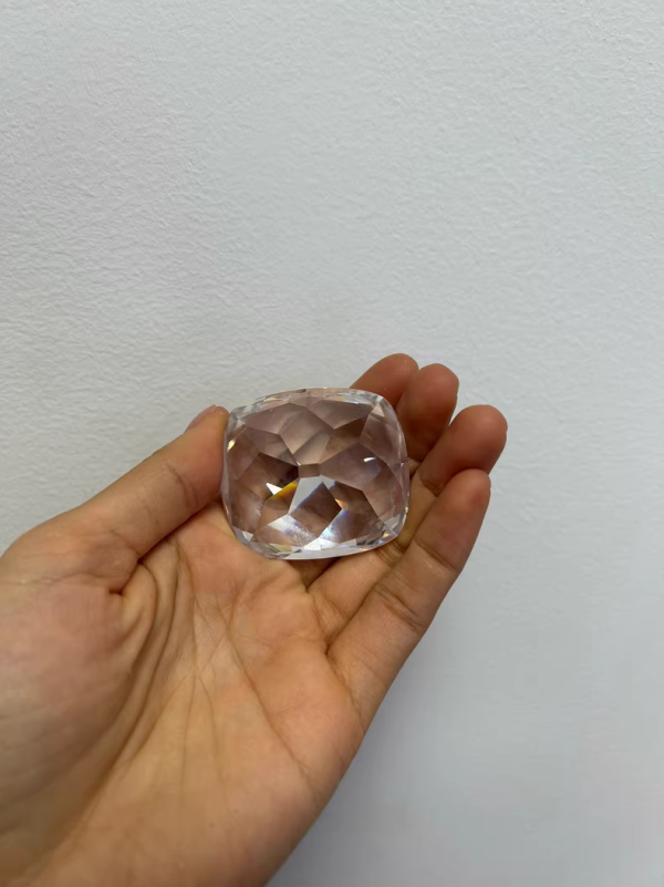 40X45mm Synthetic Rectangular Pillow Shaped Zircon Gemstone Shining Gemstone - 图片 4