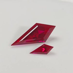 12X28mm Cultivated Kite Shaped Pigeon Blood Red Gemstone Ruby Shape Rhombus Suitable For Nail Art DIY Jewelry And Clothing Decoration